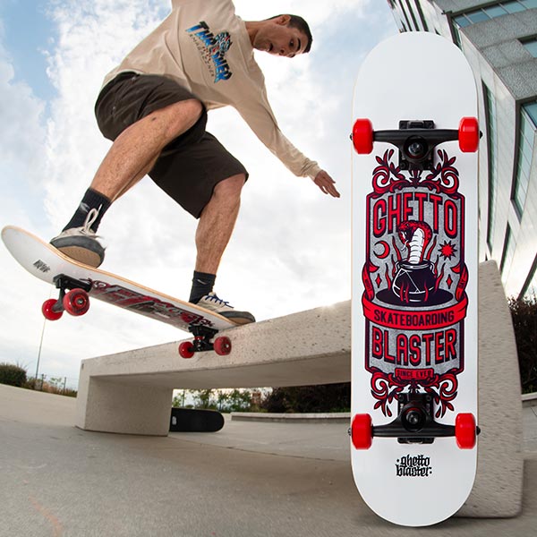 Skateboard Ghettoblaster ideale per bambine e bambini