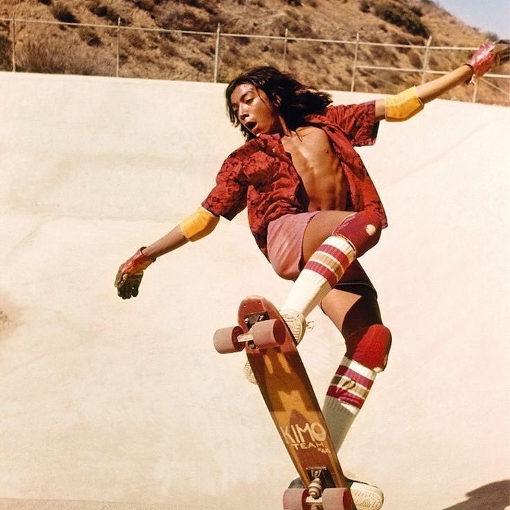 skateboarding anni 70 pool riding