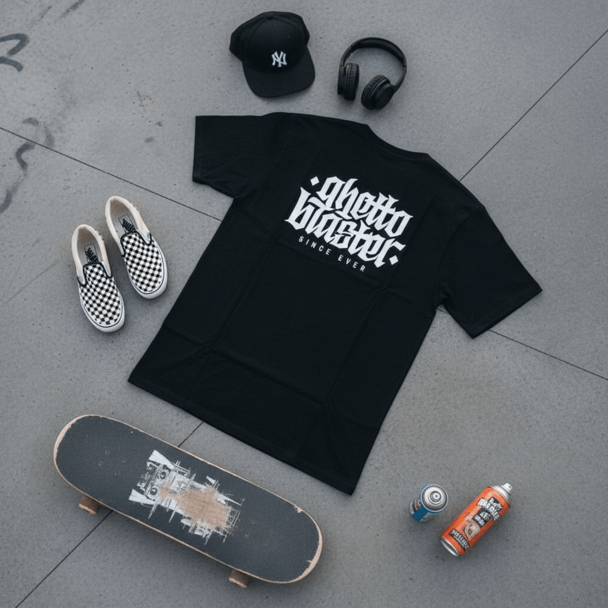 Corporate Tee Black - Ghettoblaster tee