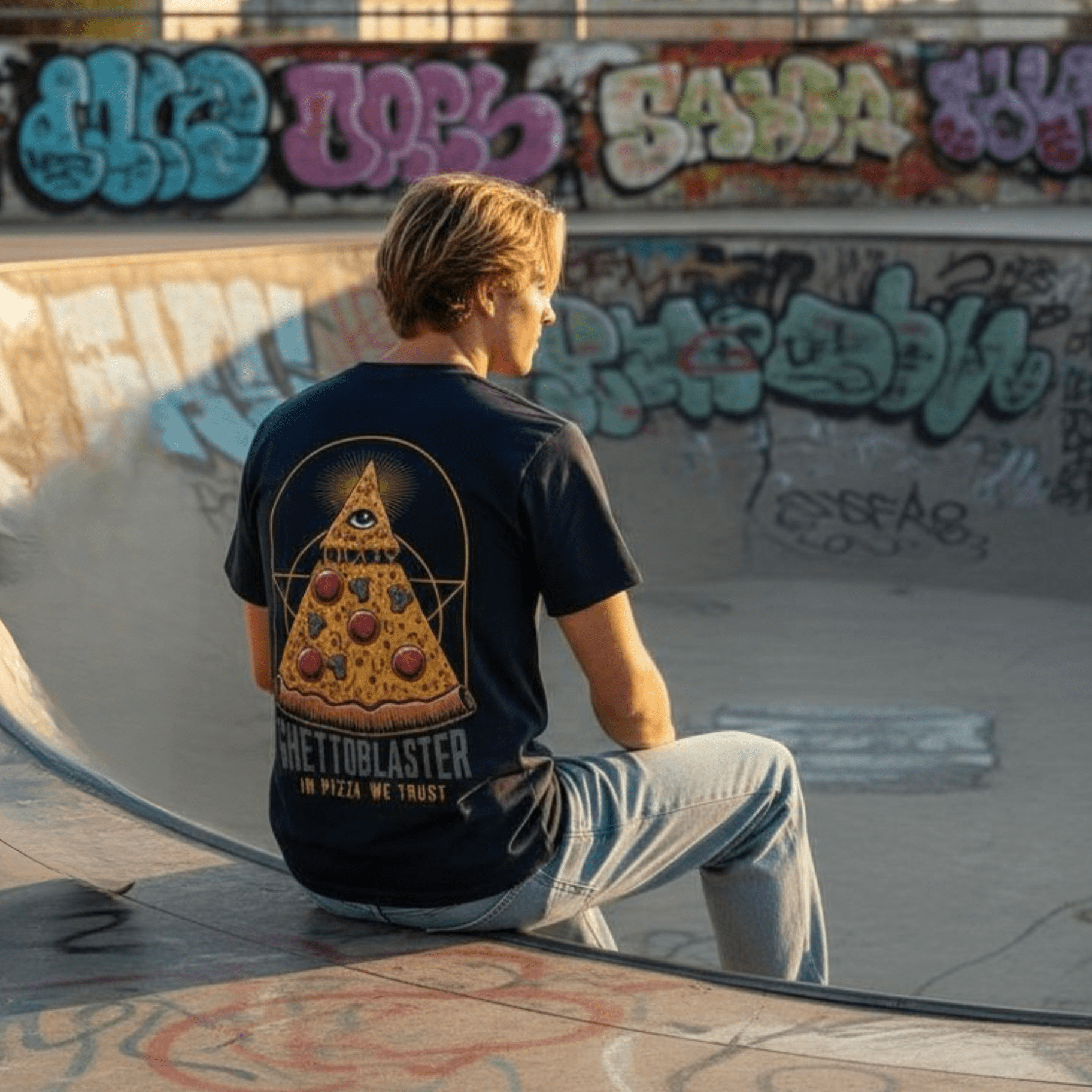 Pizza Trust T-shirt Navy - Ghettoblaster