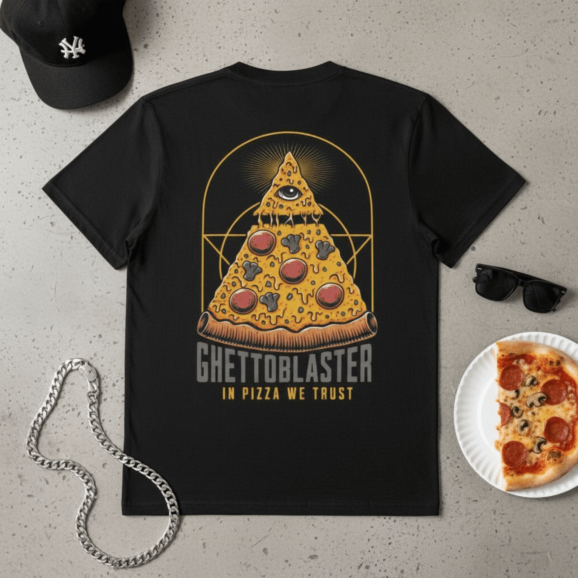 T-Shirt Nera Pizza Trust – Stile Streetwear tee