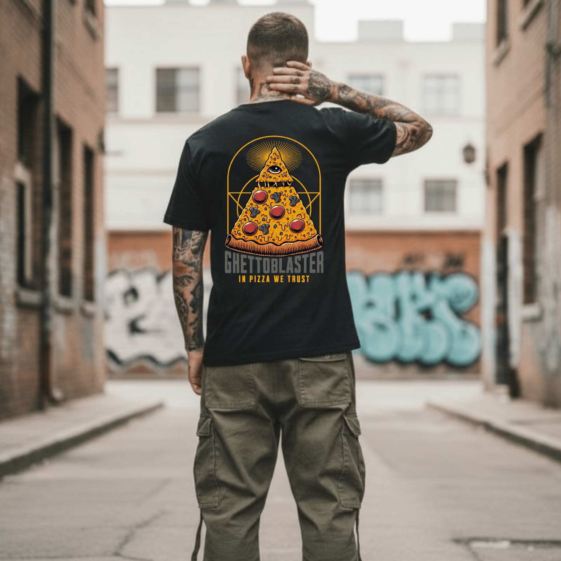 T-Shirt Nera Pizza Trust – Stile Streetwear tee